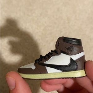 Mini Travis Scott shoe